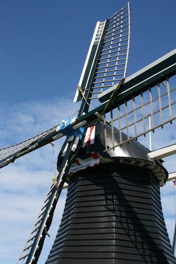 Resize_of_zwakkenburger_7_28052009