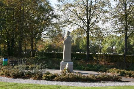 Resize_of_grou_17_20102009