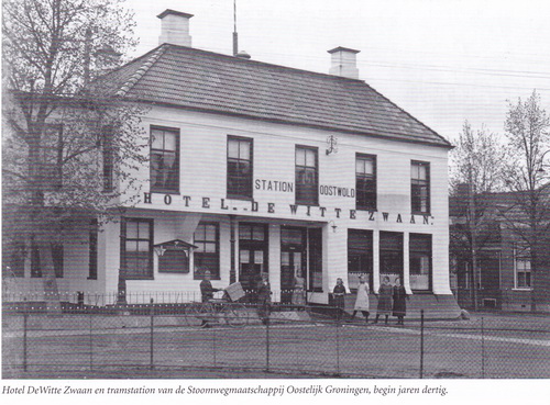 De Witte Zwaan, bladzijde 22 in Duvekoater 51