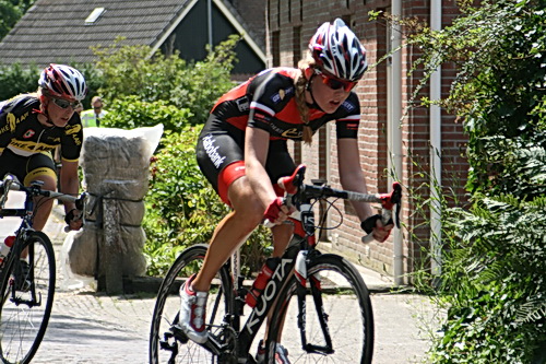 Prachtig plaatje! Zie ook de eenheid renster/racefiets! 