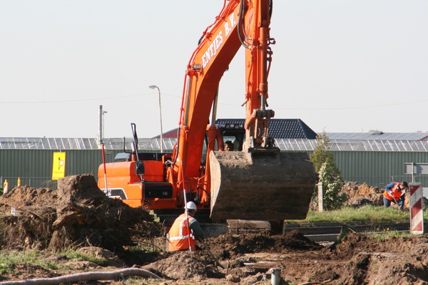 Ook als je het beeld dichterbij haalt, neemt de helderheid niet noemenswaardig toe. Het zal wel met de riolering te maken hebben die moet voorkomen dat de toekomstige tunnel onder water komt te staan....