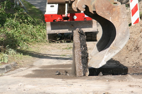 Zo gaat dat! Heel voorzichtig eronder kruipen, oplichten....