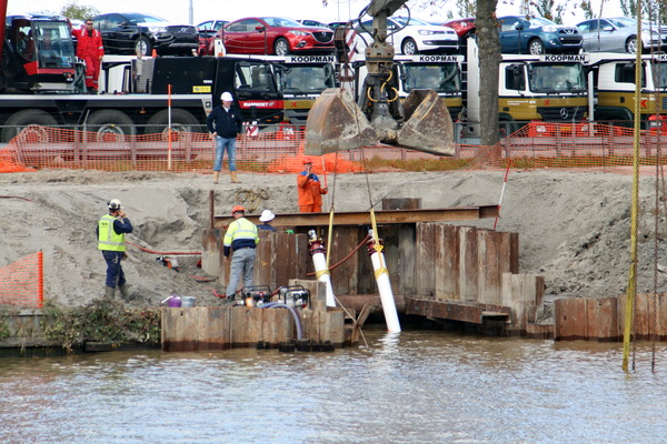 Traag maar gestaag zakken de noordelijke uiteinden. Onder invloed waarvan?