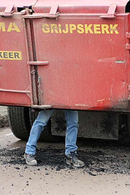 Nee, de vrachtwagen loopt niet weg....