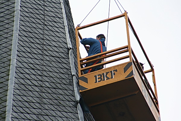 Helaas, ik kan niet zien wat er wordt gehanteerd.... Fotocamera? Röntgenapparaat? Lasergun? 